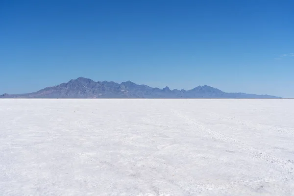 Utah 'taki Bonneville Salt Flats manzarası.