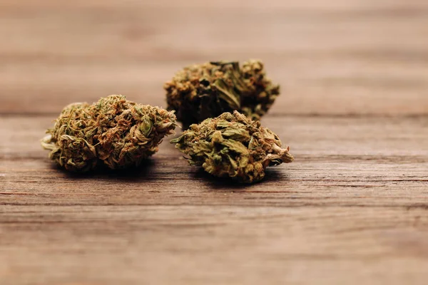 Medicinsk Marijuana Blomstã Llningar Sirap Trã Bakgrund — Stockfoto