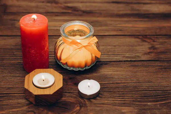 Multicolored Candles Paraffin Wax Aromatic Wooden Table — Stockfoto