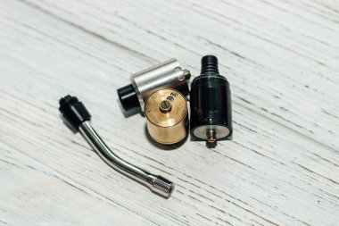 Elektronik sigara, tüp, damlatıcı, depo parçaları..