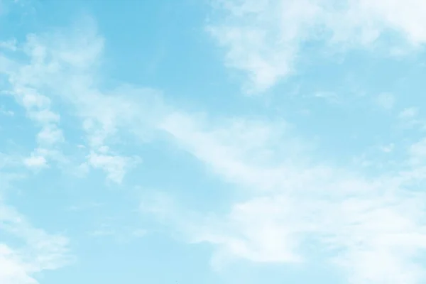 Langit Cahaya Biru Dengan Awan Putih Tekstur Stok Foto