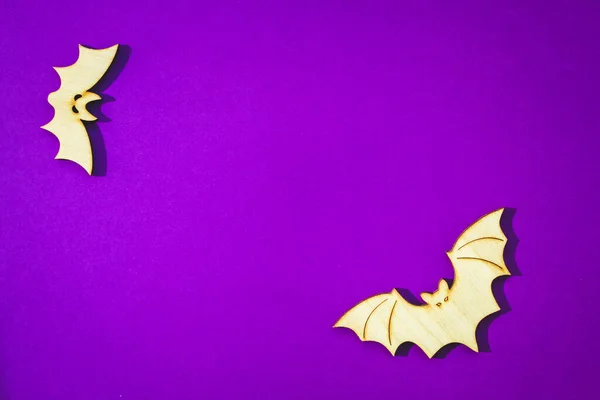 Wooden Toy Bat Purple Background Halloween Concept — Stock Photo, Image