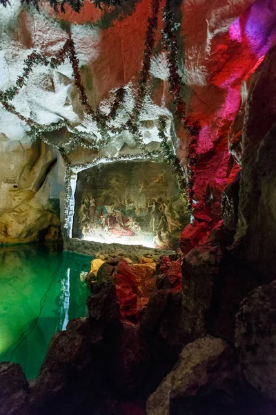 Biblical Fresco Wall Artificial Grotto Greenish Water Red Lit Ceiling — Stock Photo, Image