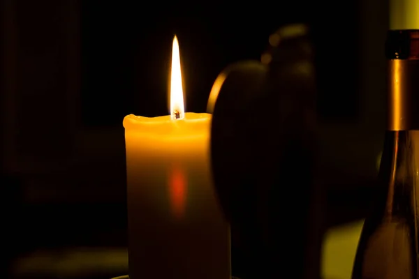 Conceptual Image Burning Candle Dark Room Symbolizing Eternity Hope — Stock Photo, Image