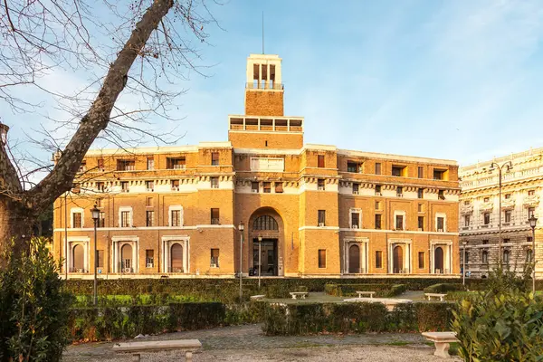 Antiguo Edificio Ciudad Roma Con Parque Primer Plano Italia — Foto de Stock