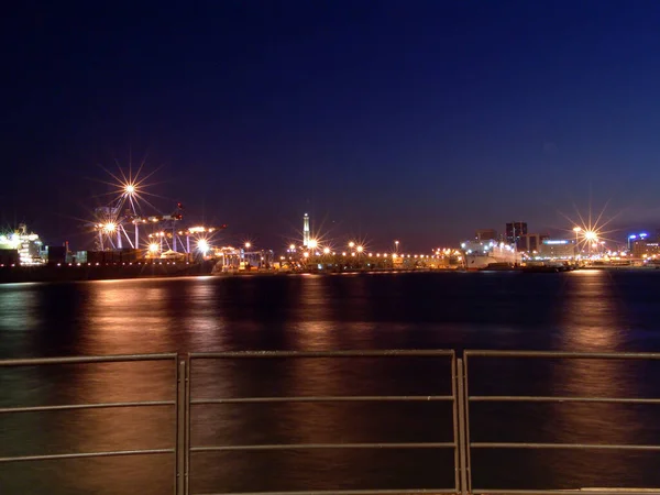 Ein Blick Auf Den Hafen Von Genua Bei Nacht — Stockfoto