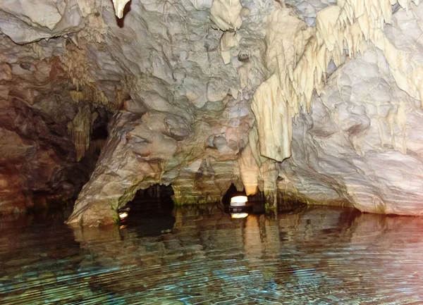 Diros Mağaraları Belki Yunanistan Daki Önemli Doğal Alan — Stok fotoğraf