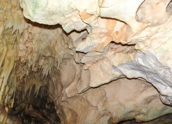 Diros 동굴은 아마도 그리스에서 중요한 사이트입니다 — 스톡 사진