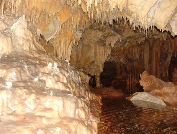 Пещеры Дирос Пожалуй Самый Важный Природный Объект Греции — стоковое фото