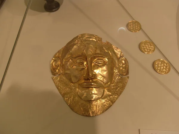 拒考古证据表明阿伽门农的金面具实际上是著名国王的 但它是古代世界最著名的发现之一 它在国家考古博物馆里展出 — 图库照片