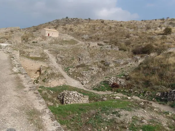 Ruiny Świeżym Powietrzu Wzdłuż Jezdni Koryncie Grecja — Zdjęcie stockowe