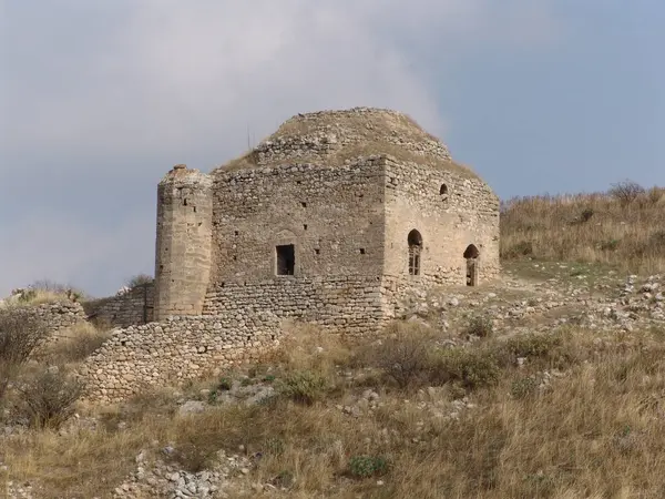 Kamienne Ruiny Wzgórzu Koryncie Grecja — Zdjęcie stockowe