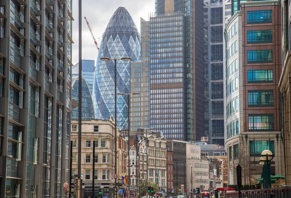 London Storbritannien 2Nd April 2023 Byggnader Och Kontor Längs Bishopsgate — Stockfoto