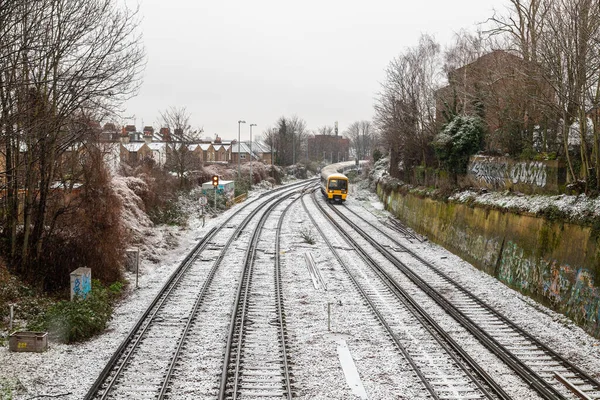 Londra Ngiltere Mar 2023 Karlı Bir Kış Günü Londra Demiryollarında — Stok fotoğraf