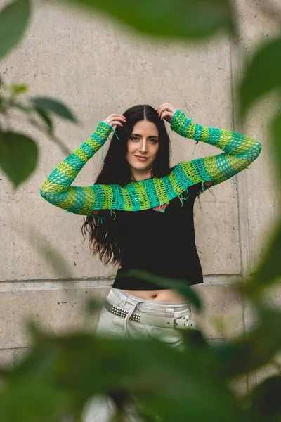 Enchanting Latina Charm Beautiful Brunette Model Green Knitted Sweater Sunny — Stock Photo, Image