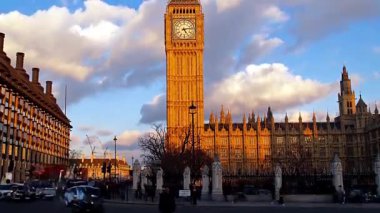 Londra 'daki Big Ben ve Westminster.