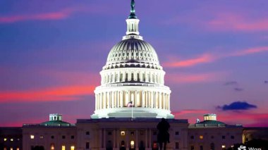 ABD Kongre Binası (Capitol Hill) gün batımında, DC USA