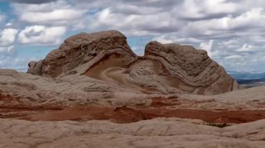 Beyaz cepte eşsiz kumtaşı oluşumu, vermilion uçurumları ulusal anıt, Arizona, ABD.