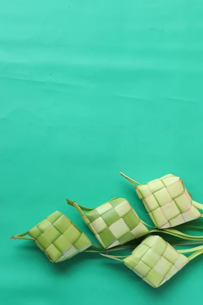 Ketupat Bolinho Arroz Comida Tradicional Asiática Geralmente Usada Para Celebrações — Fotografia de Stock