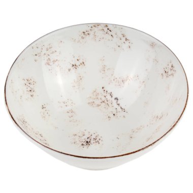 Beyaz bir arka plan üzerinde boş seramik tabak.