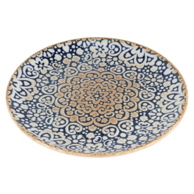 boş seramik plaka beyaz arkaplanda izole