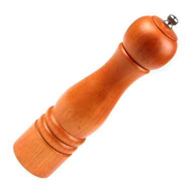 Beyaz arka plan üzerinde izole ahşap karabiber değirmeni