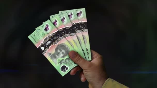 Australië Dollar Geld Vasthouden Fan Van Bankbiljetten Hand Aud Papiergeld — Stockvideo