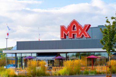 Kungsbacka, İsveç - 11 Eylül 2022: Max hamburger restoranının dışı.