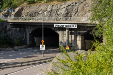 Göteborg, İsveç - 01 Ağustos 2022: Lundbytunneln Girişi.