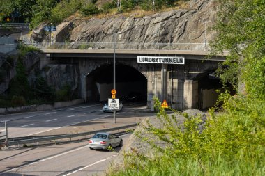 Göteborg, İsveç - 01 Ağustos 2022: Lundbytunneln Girişi.