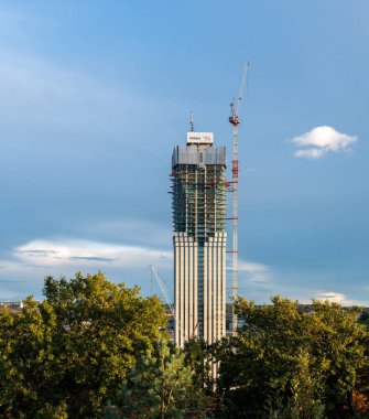 Göteborg, İsveç - 18 Eylül 2022: Yüksek binalı Karlatornet inşaat halinde.