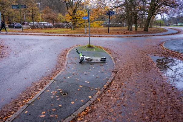 Gothenburg Sweden November 2022 Electrick Scooter Badly Parked Road Crossing — Stock fotografie