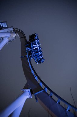 Göteborg, İsveç - 26 Kasım 2022: Lunapark gezisi Valkyriaat Liseberg.