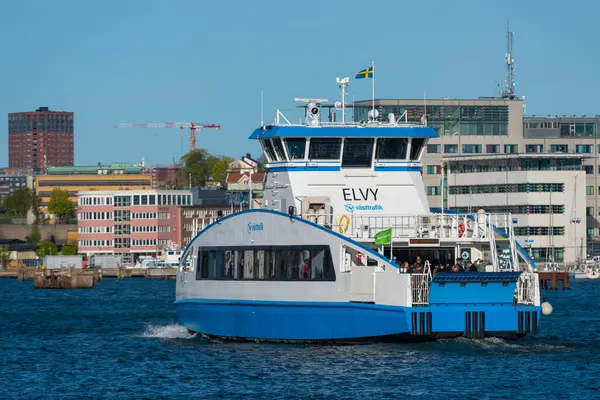 Göteborg Schweden Mai 2022 Personenfähre Elvy Überquert Den Fluss Durch — Stockfoto