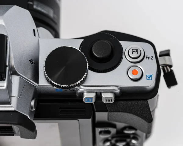 Botões Controles Superiores Uma Câmera Digital Sem Espelho — Fotografia de Stock