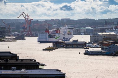 Gothenburg, İsveç - Haziran 02 2022: Stena Line feribotu Gothenbiurg limanına vardı.