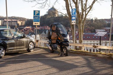 Göteborg, İsveç - 05 Mart 2023: BMW C1 motosiklet parkında.