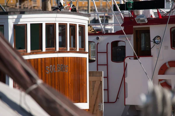 ノルウェーのオスロ2014年7月19日 古い木造漁船の車輪の家 Solbris — ストック写真