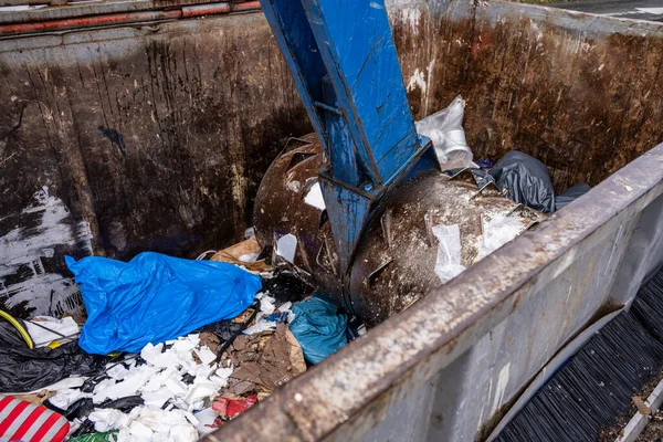 Gothenburg Sweden November 2022 Roller Trash Compactor Compressing Refuse Container — Stockfoto