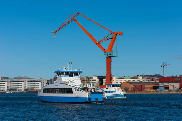 Göteborg Maj 2022 Passagerarfärjan Elvy Korsar Floden Genom Staden — Stockfoto