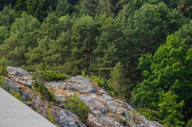 Lindesnes, Norveç - 30 Haziran 2023: Su altı Michelin Restoranı Deniz manzarası.