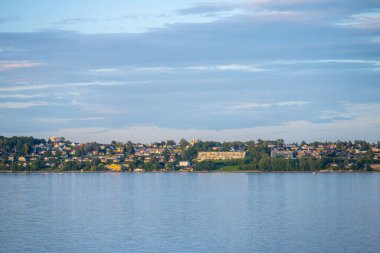 Moss, Norveç - 01 Ağustos 2023: Mellos ve Kallum 'da deniz manzarası.