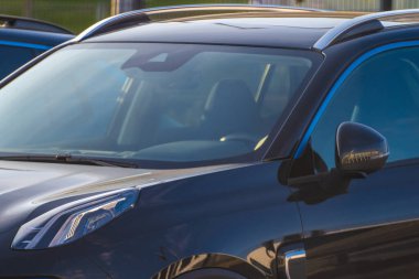 Göteborg, İsveç - 30 Temmuz 2022: Lynk ve Co 01 PHEV araçları teslimata hazır.