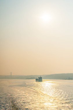 Yük gemisi sabah erkenden limana varacak..