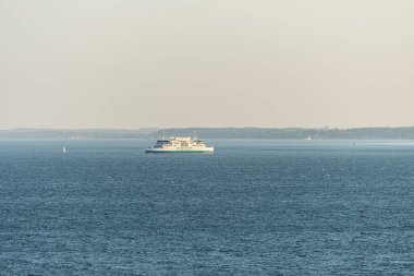 Helsingborg, İsveç - 17 Temmuz 2021: Helsingborg ve Helsingor arasında deniz feribotu.