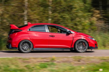 Göteborg, İsveç - Eylül 07 2024: Kırmızı 2015 Honda Civic Type-R.