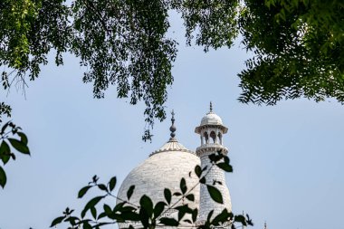 Tac Mahal 'in en üst mezarı, Dünyanın 7 harikası
