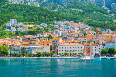 Makarska kasabası, deniz manzarası, Dalmaçya, Hırvatistan