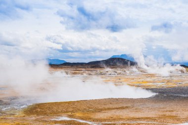 Kuzey İzlanda 'da Namafjal Hver jeotermal sülfür tarlası