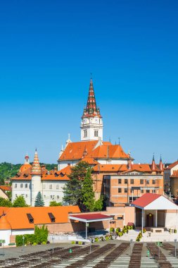 Hırvatistan 'ın Marija Bistrica kentindeki Kutsal Bakire Meryem Kilisesi, popüler katolik sığınağı